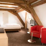 Hofgut Hohenkarpfen 3*