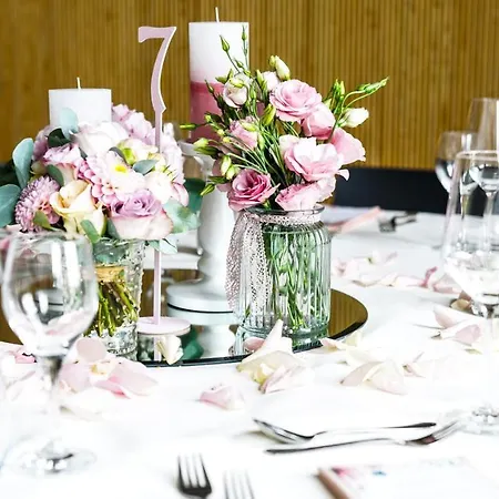 Hofgut Hohenkarpfen 3* Hausen ob Verena