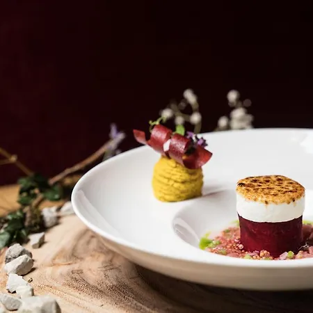 Hofgut Hohenkarpfen Hotel Hausen ob Verena