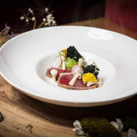 Hofgut Hohenkarpfen Hausen ob Verena