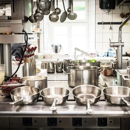 Hofgut Hohenkarpfen 3* Hausen ob Verena