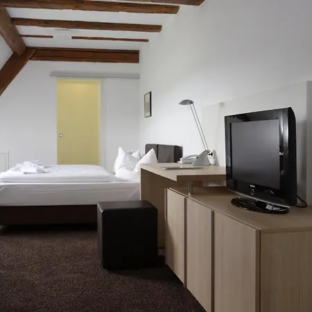 Hofgut Hohenkarpfen Hausen ob Verena