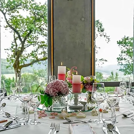 Hotel Hofgut Hohenkarpfen 3*
