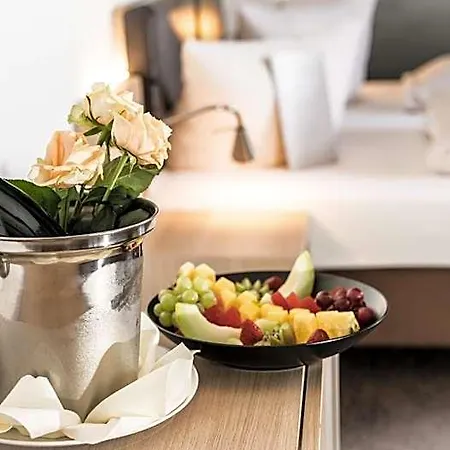 Hotel Hofgut Hohenkarpfen 3*