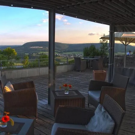 Hofgut Hohenkarpfen 3* Hausen ob Verena